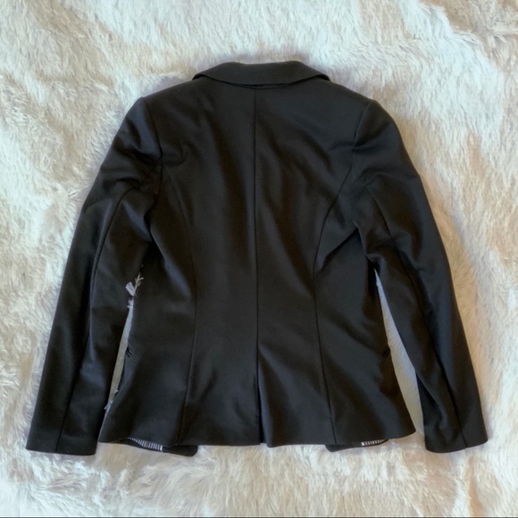 H&M Black Blazer - Picture 2 of 8